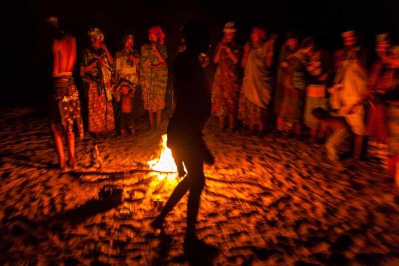 Namibia_San-Bushmen_Juhoansi_Nhoma-Village_2009Oct28_0997