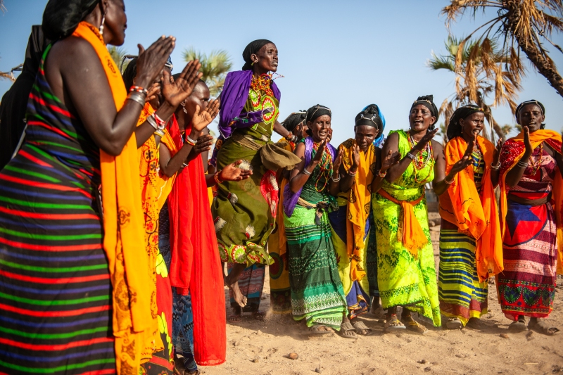 Kenya_Kalacha_Gabbra_dancing_2009Sep08_0199