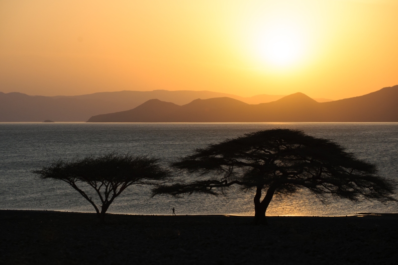 Kenya_Loyangalani_Turkana_JR_2009Sep14_1843