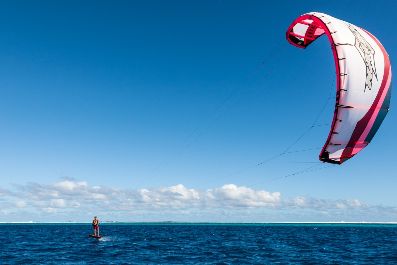 Tahiti_wind_Yan_Mathew__2009May27_0865-Enhanced-NR